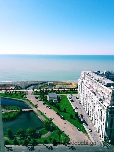 Apartment near the sea in batumi