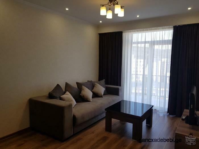 Newly renovated flat for rent on the 3rd floor with 2 bedrooms and living room on street Jikia