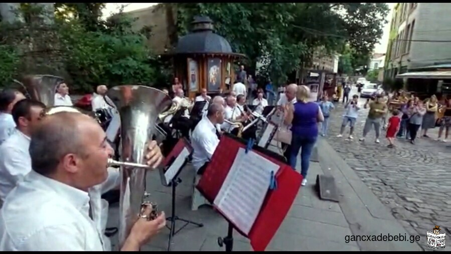 "saqarTvelos erovnuli filarmonia" gTavazobT Tqveni saaxalwlo saRamos galamazebas