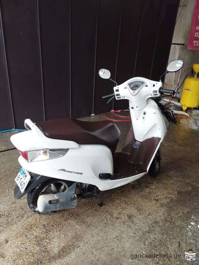 Продаётся мопед Honda Aviator