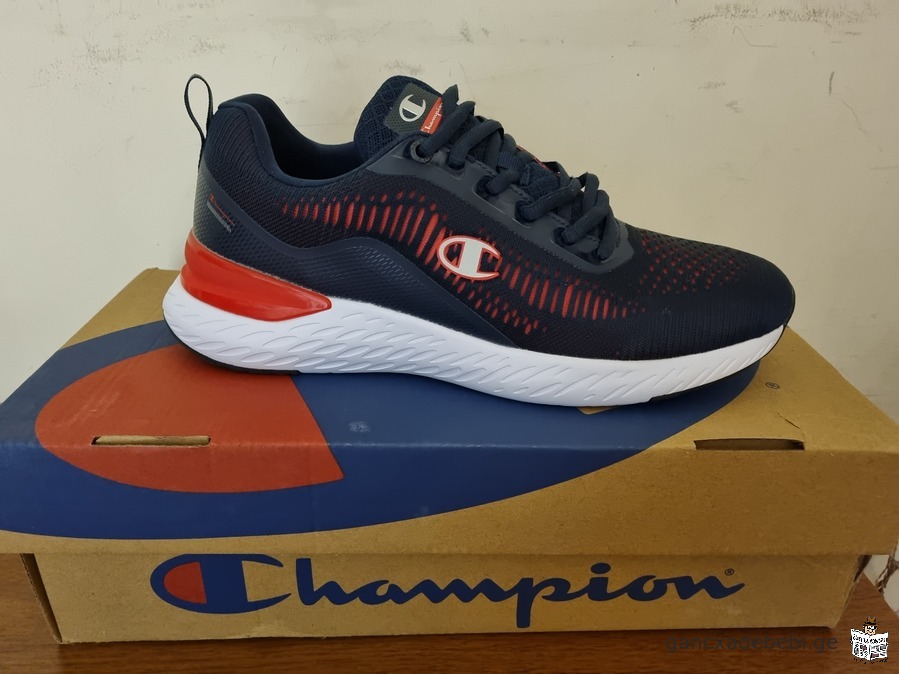 Champion Sneakers