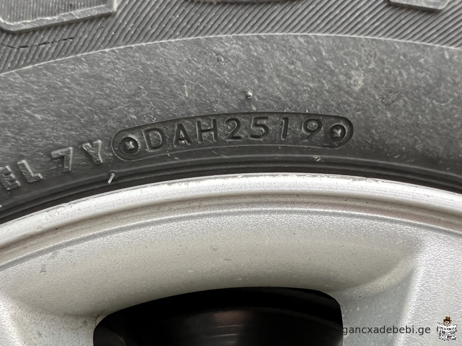 saburavebis kompleqti 265/65 R17 Bridgestone Japan