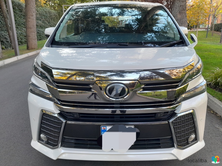 Toyota vellfire 2015