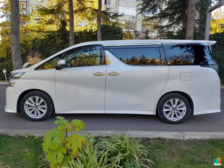 Toyota vellfire 2015