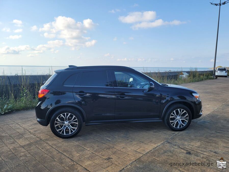 იყიდება ჯიპი Mitsubishi Outlander Sport