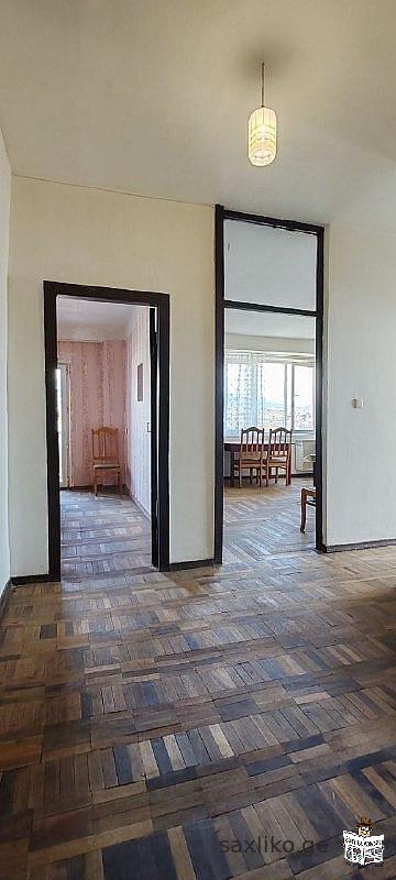 The owner of the apartment. flat for rent. Mukhiani 1 micro district, 5 rooms, newly renovated,