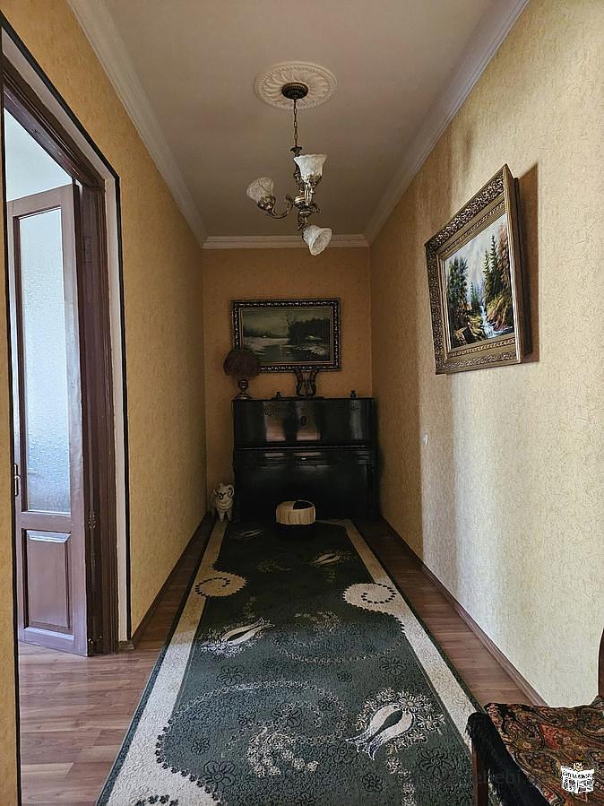 8-room private house for sale in Gori