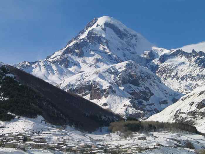 ,თემო &ნინო"-ს საოჯახო სასტუმრო ყაზბეგში, სოფელ გერგეტში