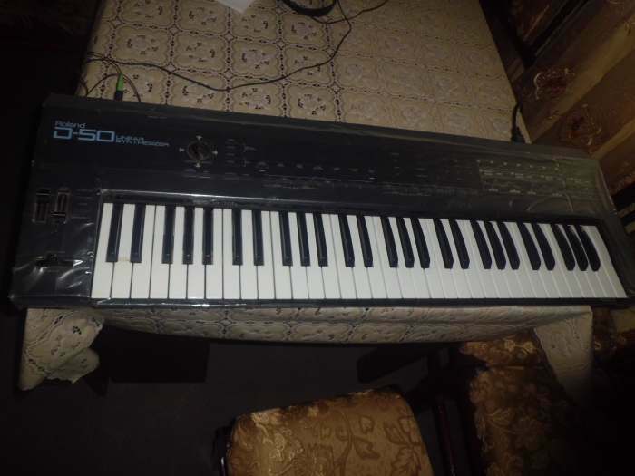 roland d-50