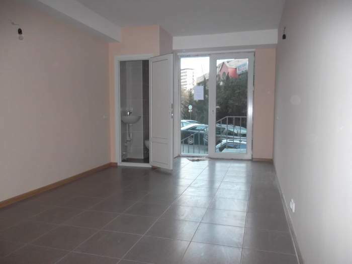 18 m2 office for rent, S. Chiqovani street, near the television building