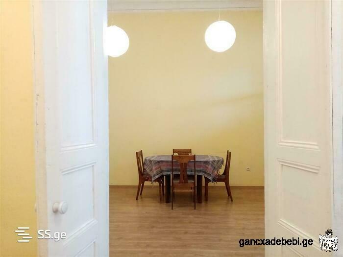 2-room (52 sq.m.) cozy apartment for rent in Sololaki