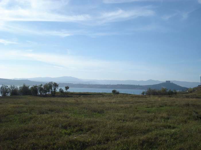 2000sqm Land and hotel complex for sale on the shore of Tbilisi Sea