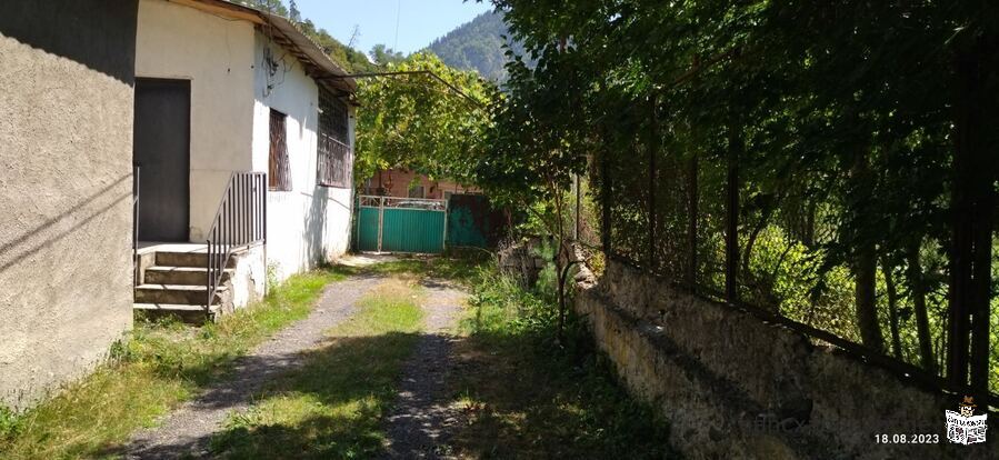 A house for sale by Owner in Borjomi, the Likani area not far from the Rixos Borjomi,Romanov palace