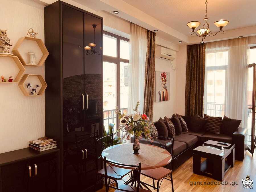 Apartment for daily rent near Metro Freedom Square. The owner