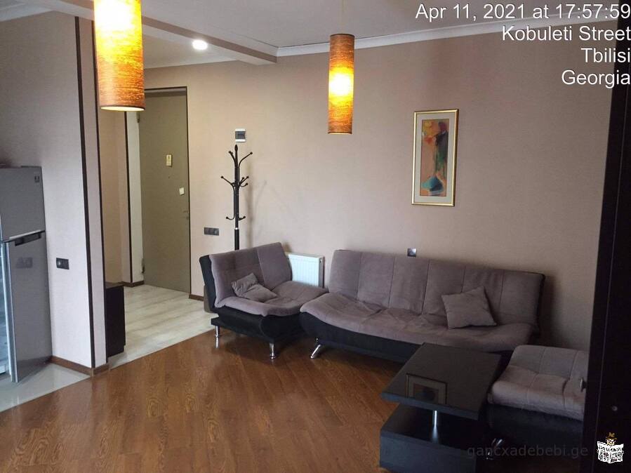 Apartment near round about square