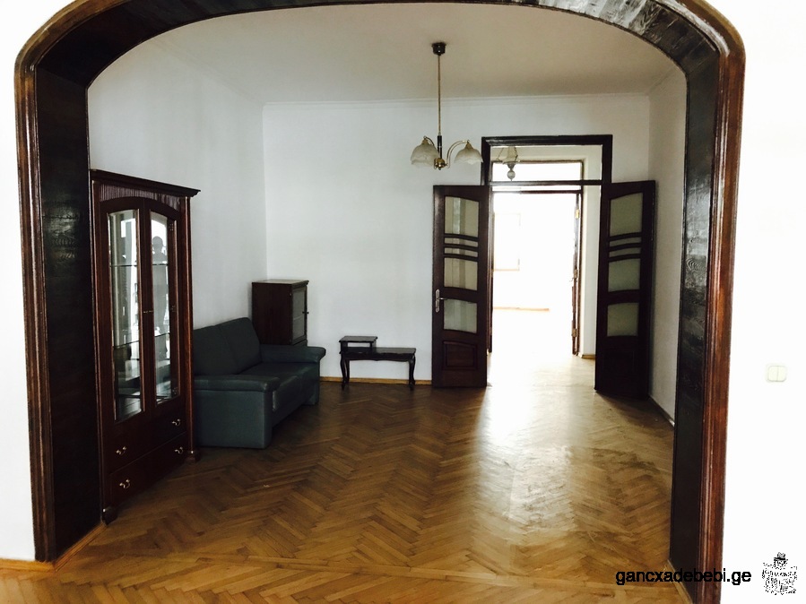 Big flat for sale in Batumi center