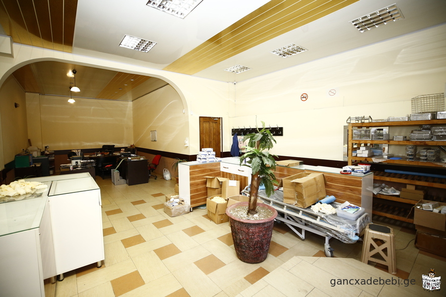 Commercial place for rent in Gldani