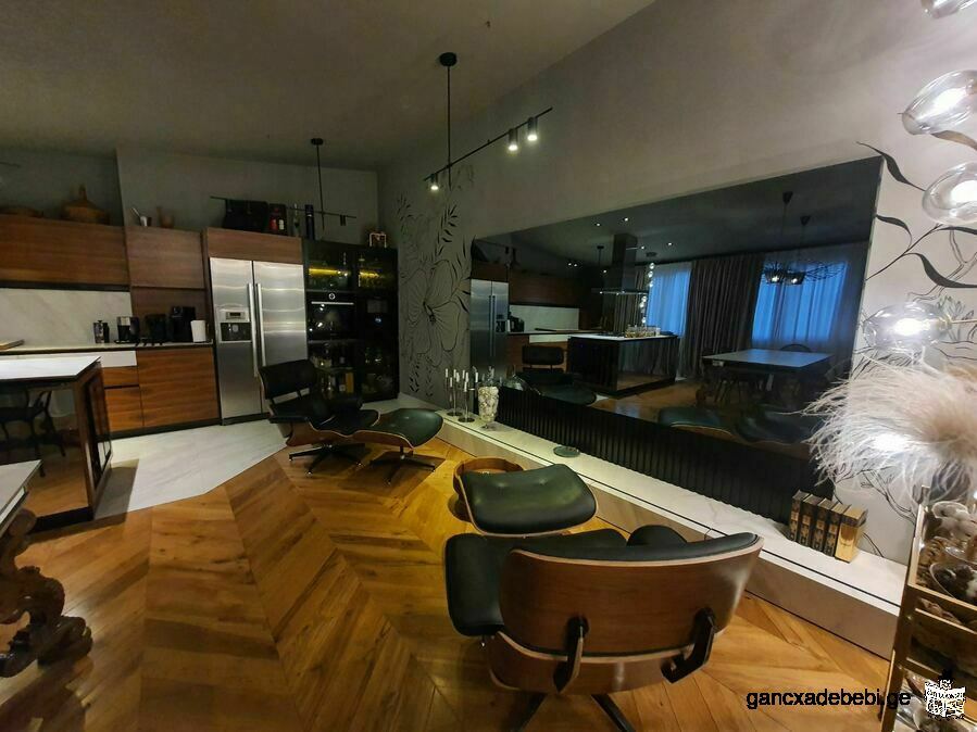 Eclectic Apartment at Jikia street