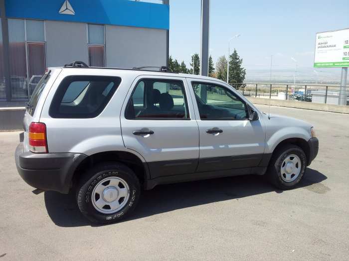 FORD Escape - 2003 - Petrol - Automatic - in Good condition