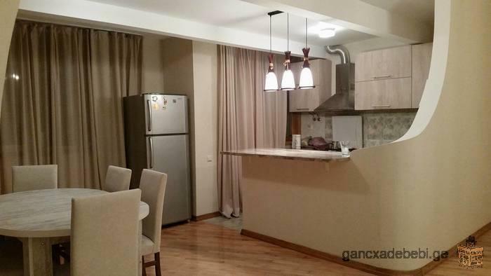 For rent: Flat with 3 rooms near metro vaja-fshavela.