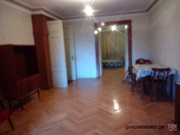 Large, bright recently renovated apartment 91sq.meters