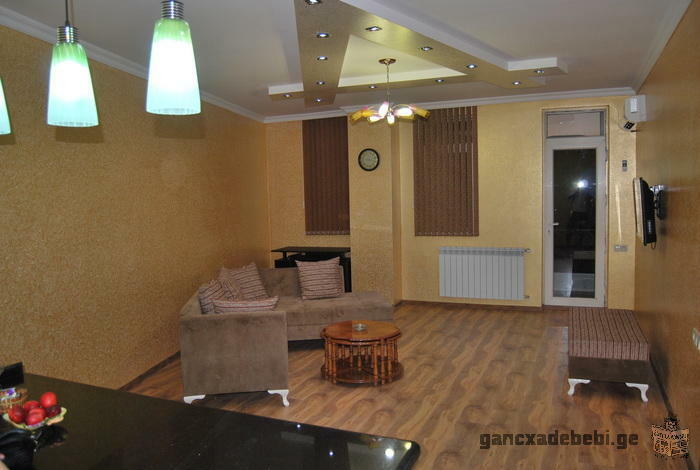 Monthly rent spacious, comfortable 4-bedroom apartment with a new evroremontom