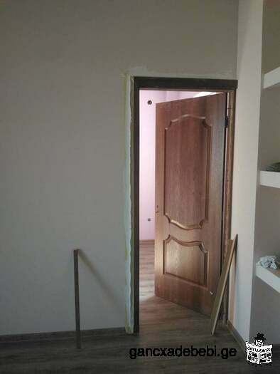Newly renovated apartment with iron doors, central heating and garage on the 6th floor of Anna Polit