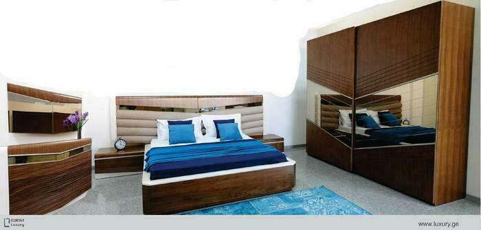 Set of Italian Bedroom Furniture For Sale (Secondary) in Tbilisi