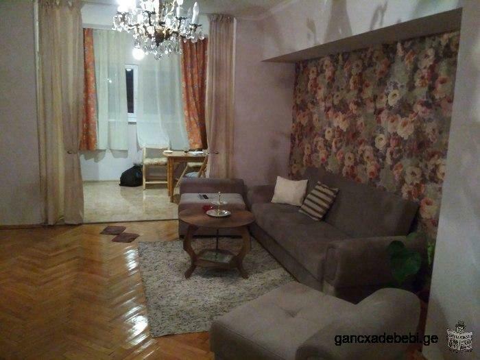 Two-bedroom apartment near park Mushtaid, on Cabadze st.
