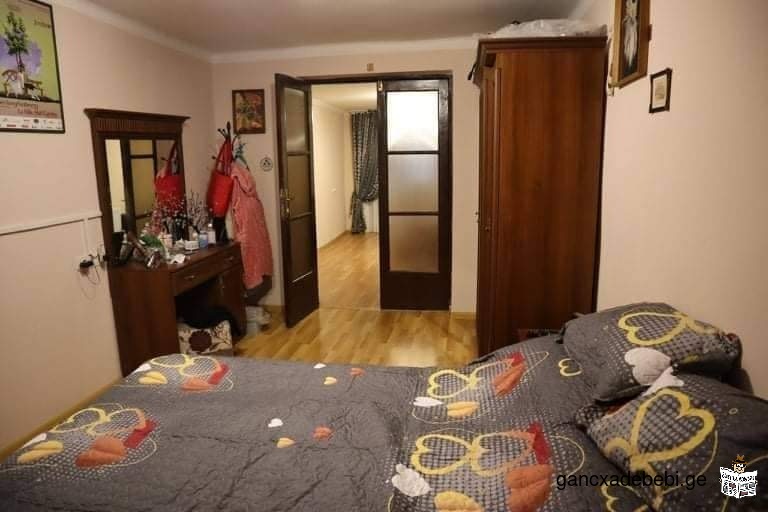Vazha Pshavela, three-room apartment