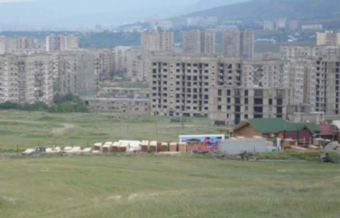 a 2500 m² plot in Didi Dighomi