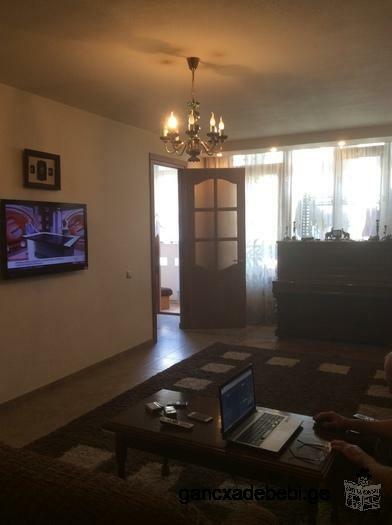 Appartement de 3 pièces à louer par jour. avec toutes les commodités. avec la technique. à Tbilisi.