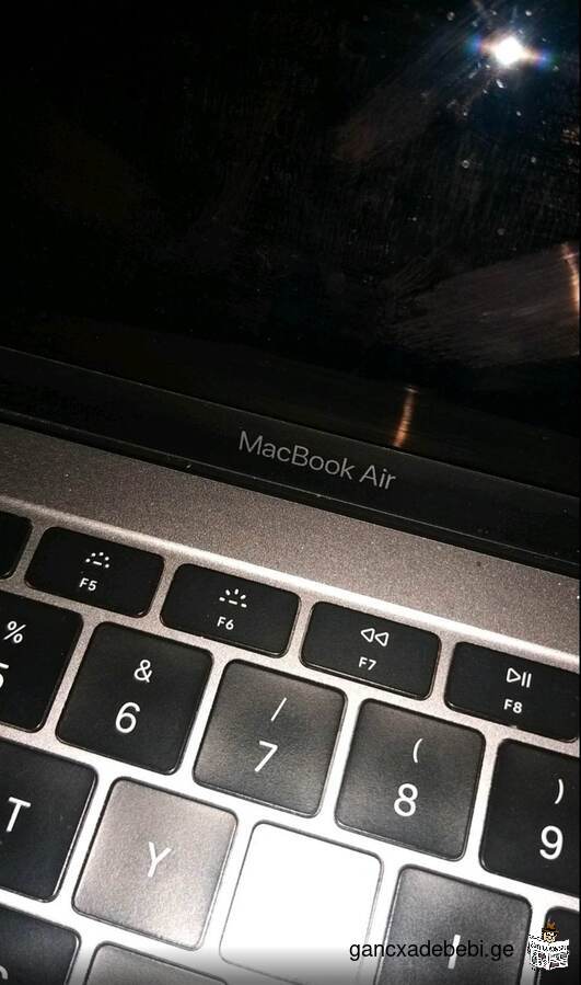 მაკბუკი აირი MacBook Air