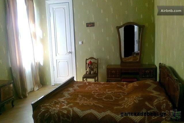 For rent hotels in Kutaisi, debiishkhnelebis Street N33 ! Здаеца отел в оренду в Кутаиси