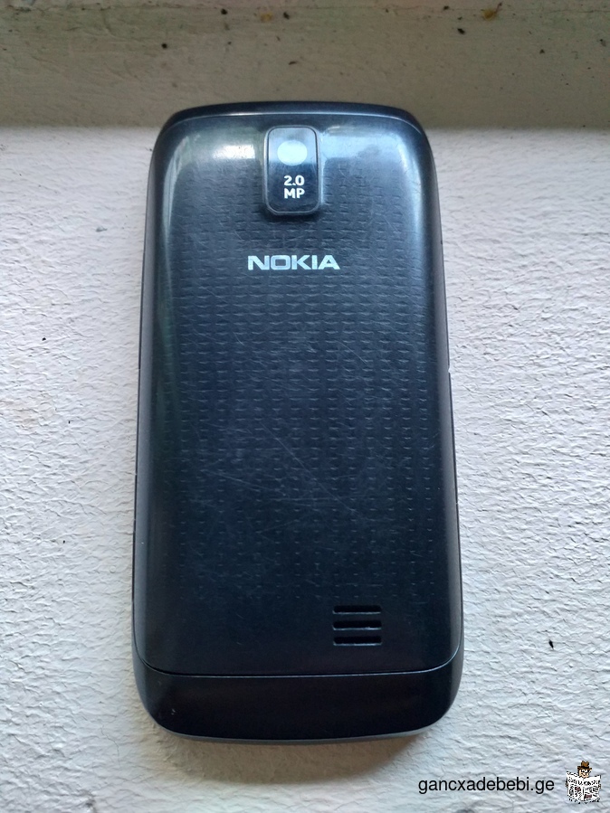 Два телефона Nokia