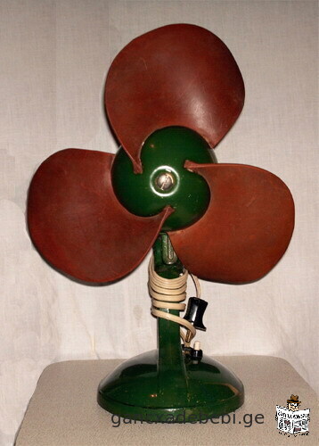 Настольный вентилятор Пингвин Орбита 3 Подхалим поворотный вентилятор винтажный Сделано в СССР