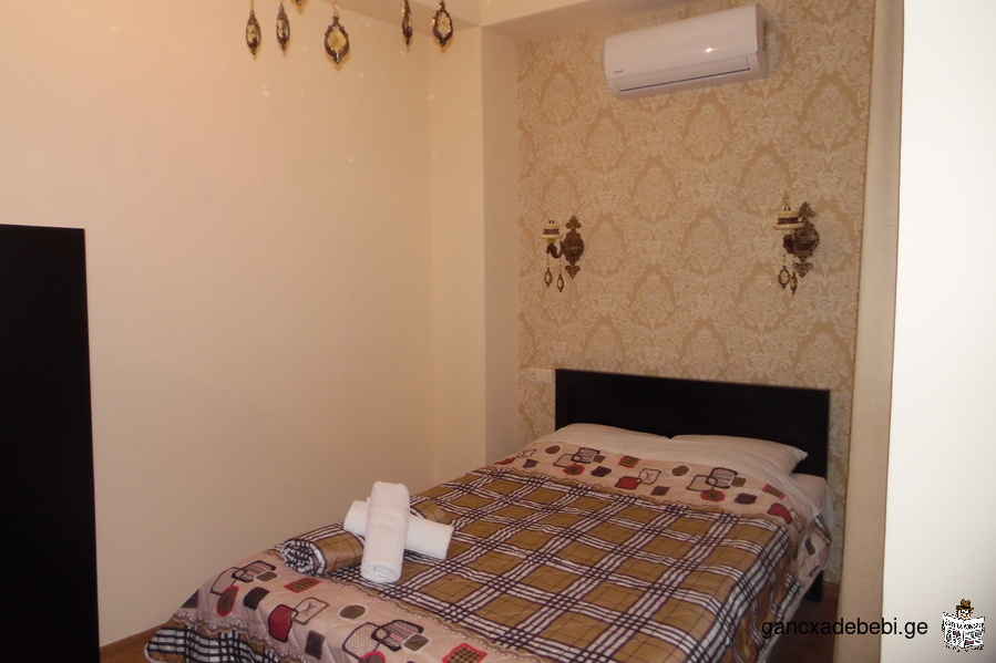 Посуточная аренда! 4-х комнатная квартира гостиничного типа в старом Тбилиси, Абанотубани
