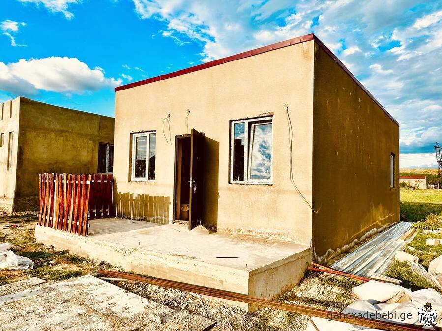 Продается 3-комнатный частный дом на ферме Варкетилио в Тбилиси, в новом районе.