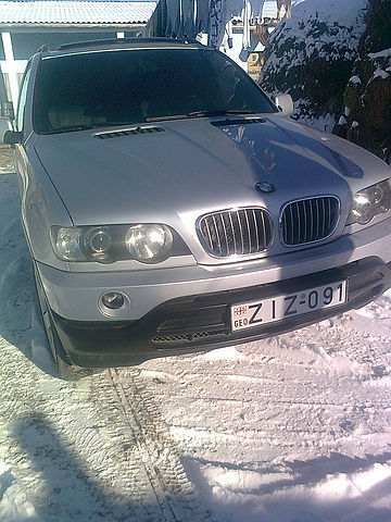 Продаю BMW X5 2000 года