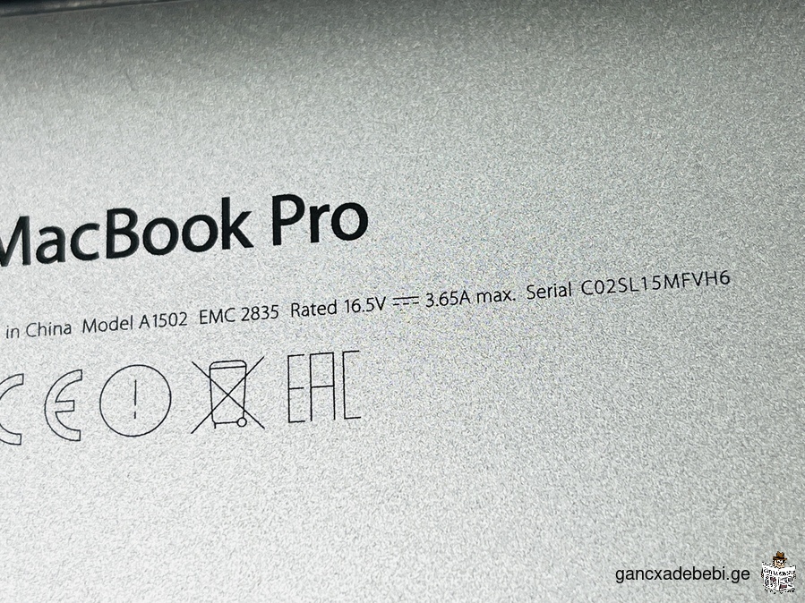 Продаю macbook pro 13 2015 16gb 256 SSD