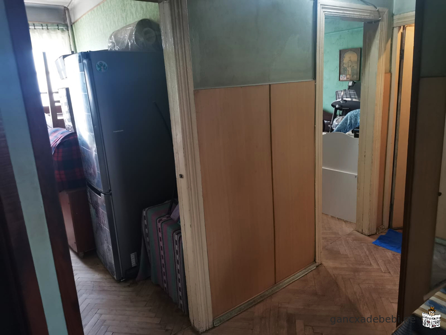 Продаётся 3 комнатная квартира на московском проспекте