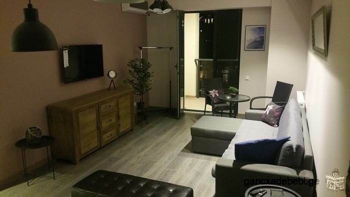 Сдается новая квартира на долгий срок от владельца в ценре Тбилиси