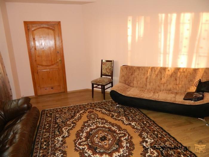Сдам 3-х комнатную посуточно в Тбилиси