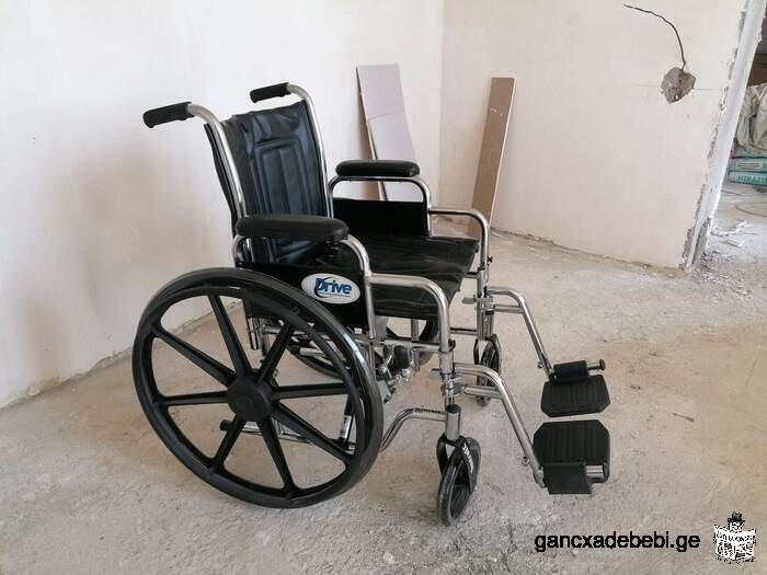 Срочно продаю инвалидную коляску