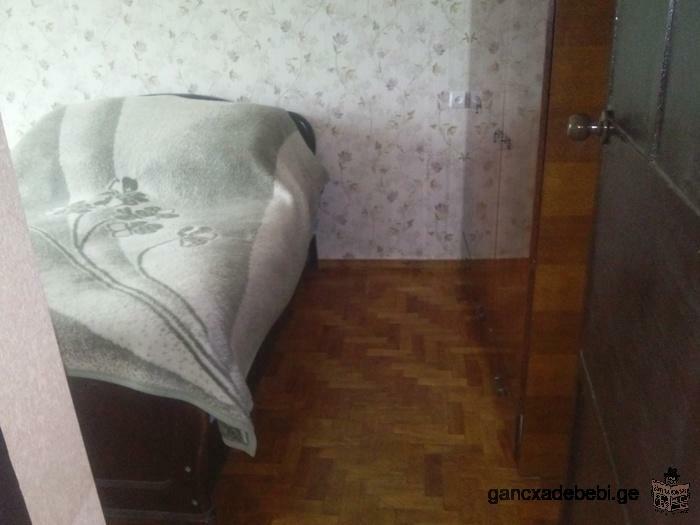 продается чешская 4-х комнатная квартира в тбилиси мухиани
