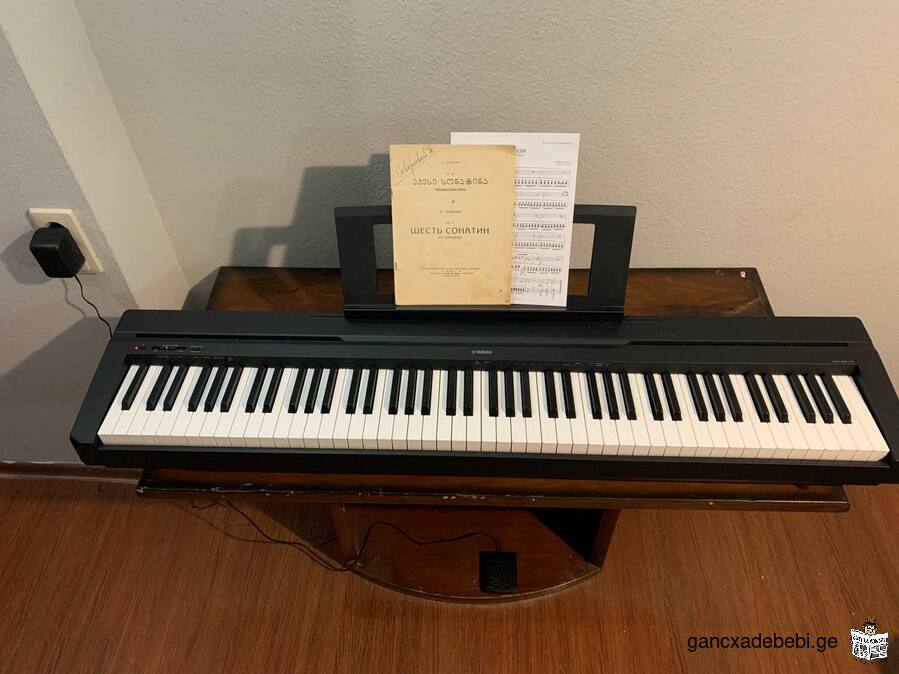 Yamaha P-45 (цифровое пианино)
