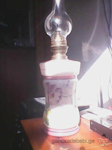 prodaytsy farforovaia lampa